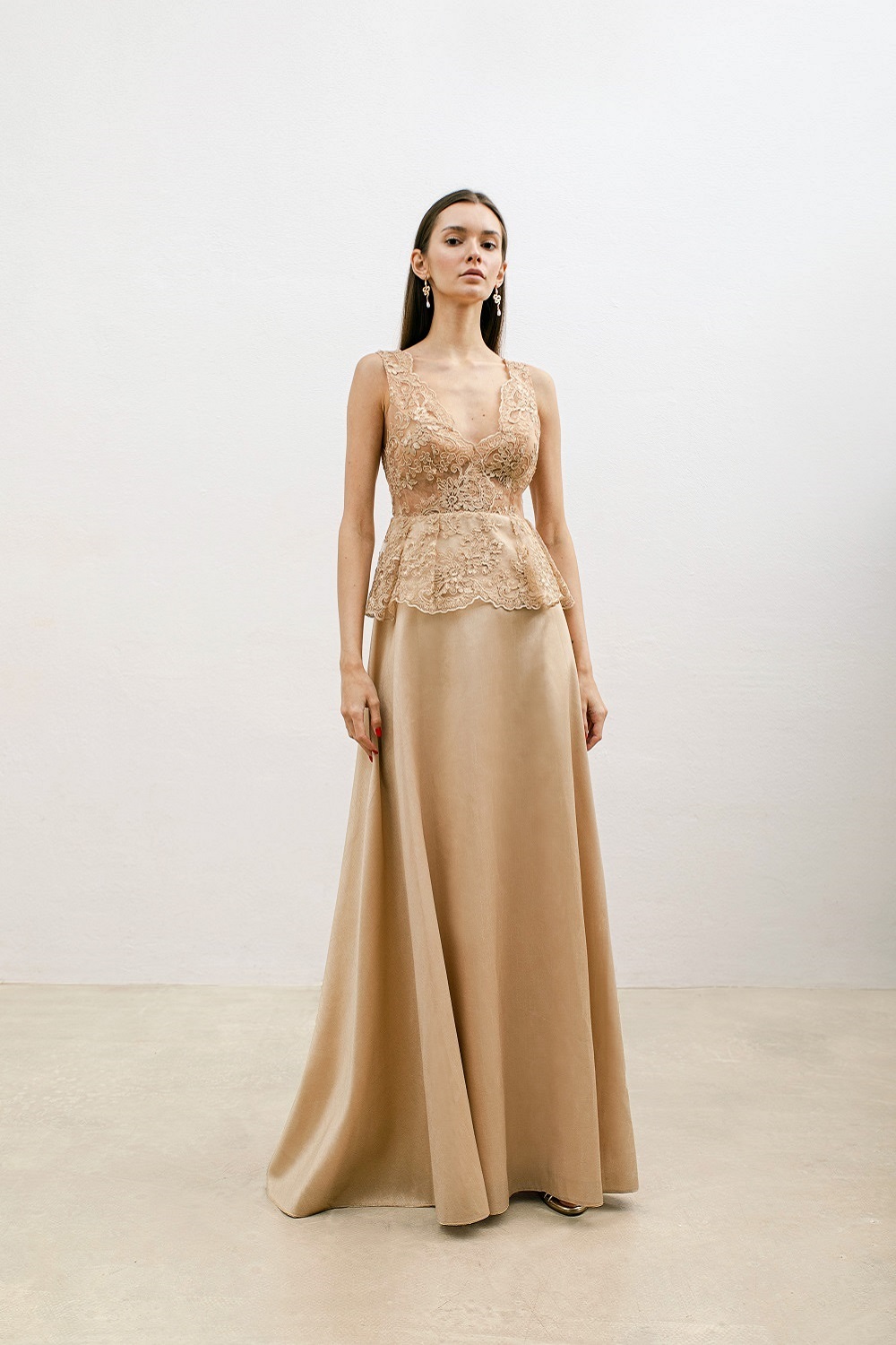 Golden Gown with Embroidered Lace Top and Taft Skirt Laskari